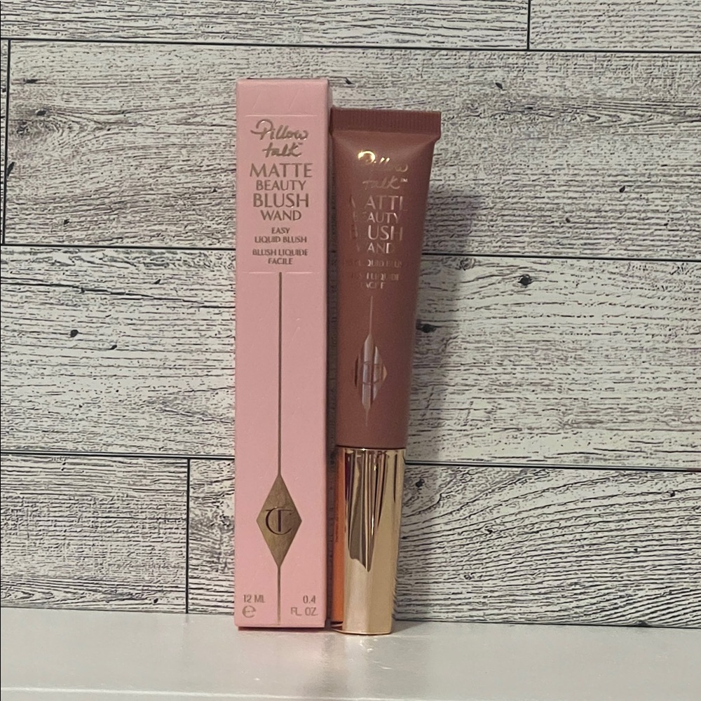 Charlotte Tilbury Matte Beauty Blush Wand - Pillow Talk